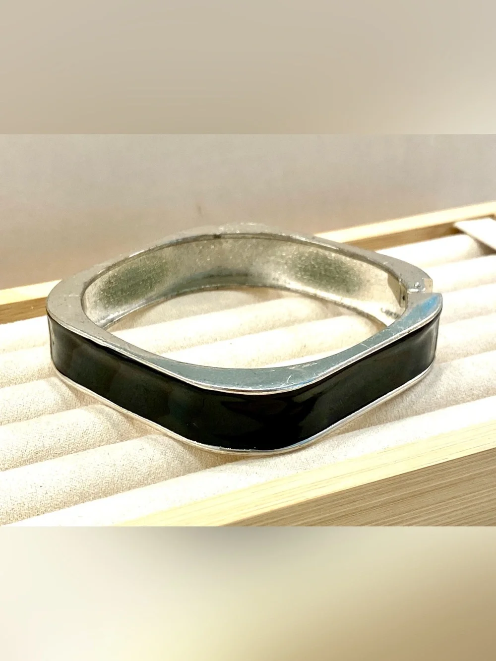 Vintage Silver Tone Square Black Enamel Hinged Bangle Bracelet Geometric Minimal